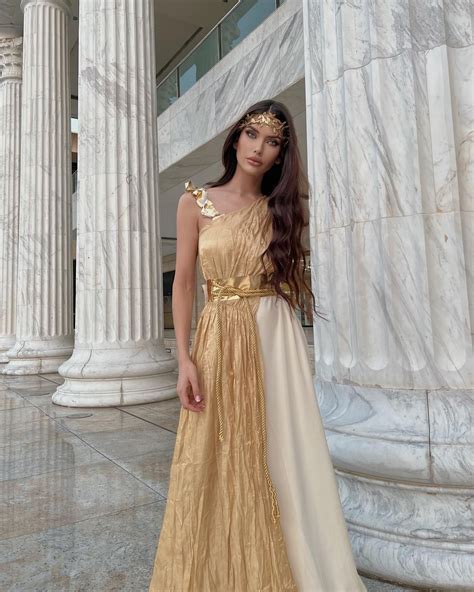 Worship The Goddess ⁠ ⁠ 👉️ Greek Goddess 4 Piece Costume Set ⁠ ⁠ Shop