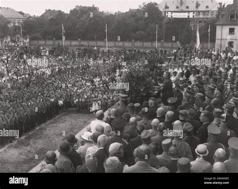 Rallye Heinrich Hoffmann Fotografiert Adolf Hitlers Offizieller