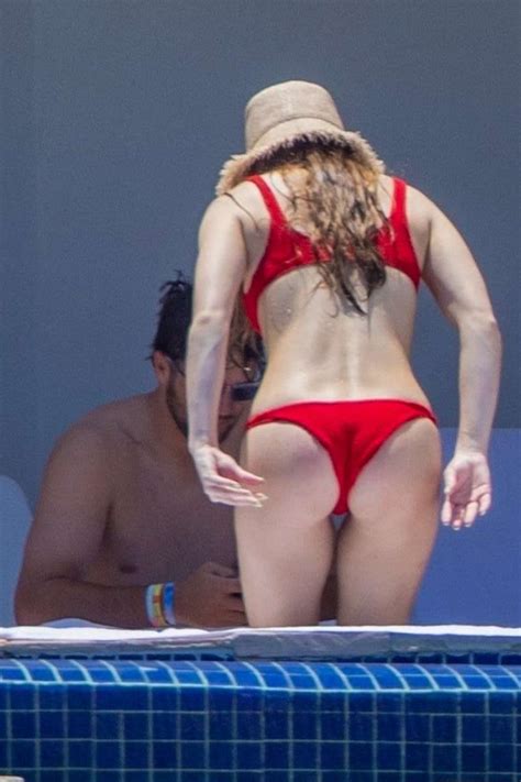 Hailee Steinfeld Sexy Red Bikini Los Cabos Mexico Hot Celebs Home