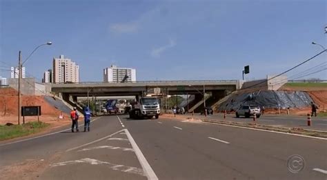 Obras na Rondon interditam novamente trecho da avenida Nações Unidas