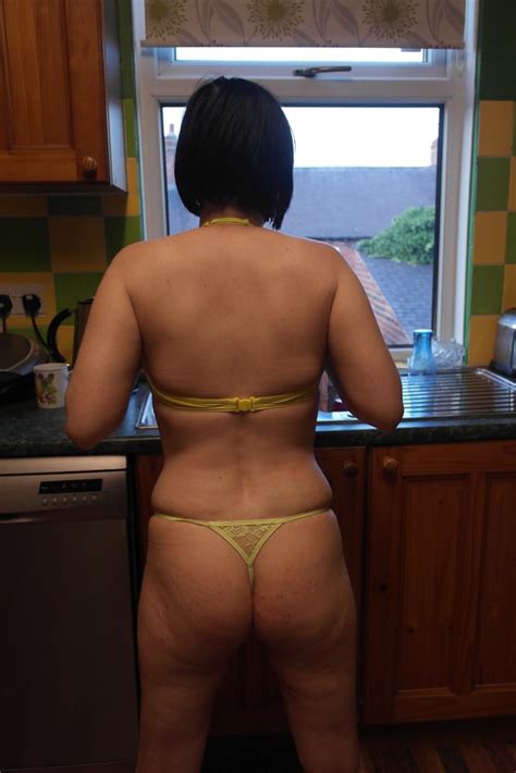 Yellow Bikini Pics Xhamster