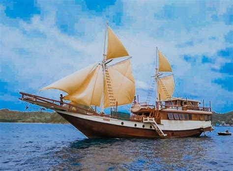 Sewa Kapal Ciela Phinisi Liveaboard Labuan Bajo