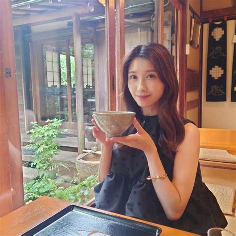 伊藤友里さんのインスタグラム写真 伊藤友里instagram「自由が丘の古民家カフェでほっこり🍵 思わず入る時に「おじゃまします」と