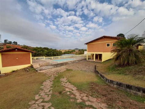 Chácara para Venda Pouso Alegre MG bairro Afonsos 4 dormitórios