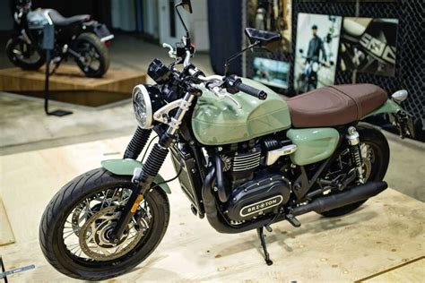 Nueva Brixton Cromwell 1200 Naked Retro Por 9999 Euros Amamos El