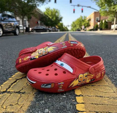 Disneypixar Lightning Mcqueen Adult Clog