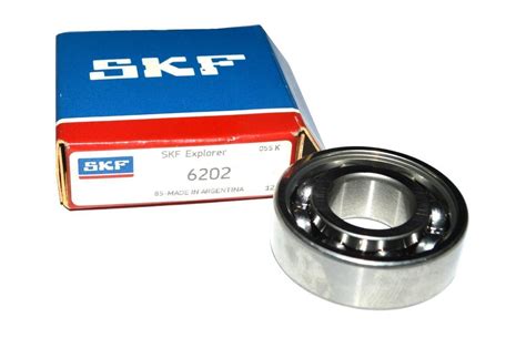 New Skf 6202 Roller Bearing 15 Mm X 35 Mm X 11 Mm 5 Available Ebay