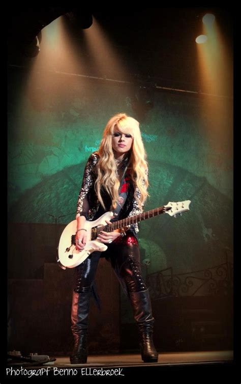 Orianthi Female Musicians Rock And Roll Girl Female Guitarist