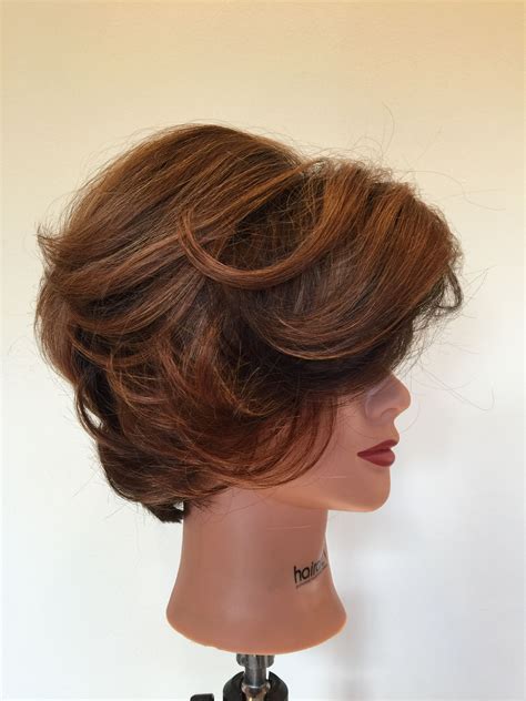 HOT ROLLER SET 1 Hot Rollers Roller Set Hair Cuts
