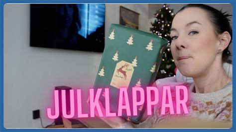 Slår in tjejernas julklappar obs SPOILER VLOGG YouTube