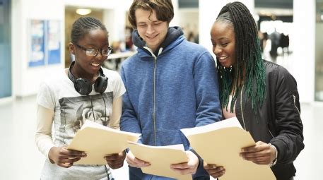 Coulsdon College students excel on results day - Coulsdon Sixth Form ...