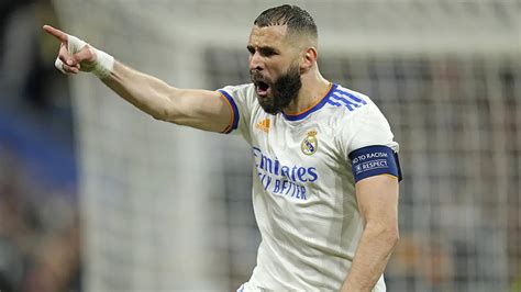 Lewati Rekor Raul Gonzalez Karim Benzema Real Madrid Tak Butuh