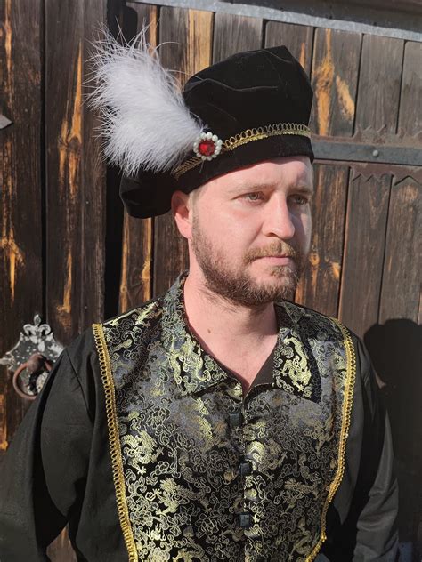 Black Medieval Hat With Feathers And Red Brooch Renaissansse Velvet