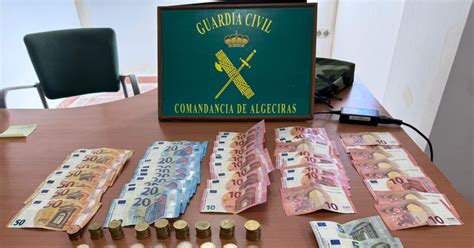 La Guardia Civil Desactiva Un Punto De Venta De Drogas En La Localidad De San Roque