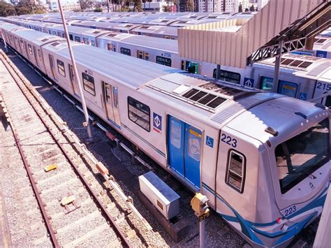 Falha em trem afeta a Linha 1 Azul do Metrô de São Paulo nesta quinta