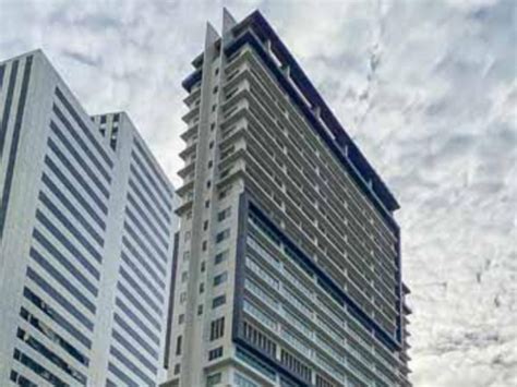 The Trion Towers By Rlc Residences Bonifacio Global City Taguig