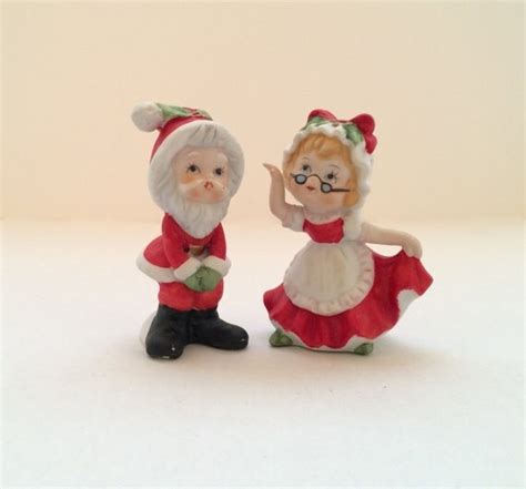 Vintage Lefton Santa And Mrs Claus Figurines