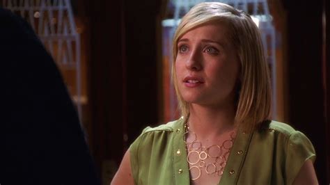 Smallvilles Allison Mack Has Been Released From Prison Earlier Than Expected For Sex