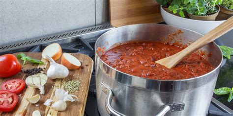 Braised Pork Chops In Tomato Sauce Rag