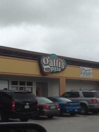 MR GATTI'S PIZZA, Houston - 150 Uvalde Rd - Photos & Restaurant Reviews ...