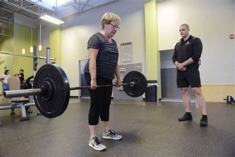 70 Year Old Woman Unofficially Breaks Powerlifting Record