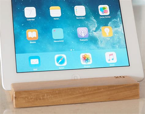 Tablet Holder 4 Angle Deluxe Elm Wood From The Hood