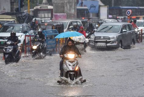 Imd Issues Red Alert For West Bengal And Odisha As Heavy Rains Expected