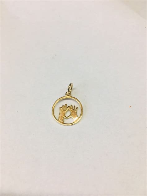 Ct Gold Feminist Vulva Pendant Vagina Yoni Hands Pendant Feminist Jewellery Feminist