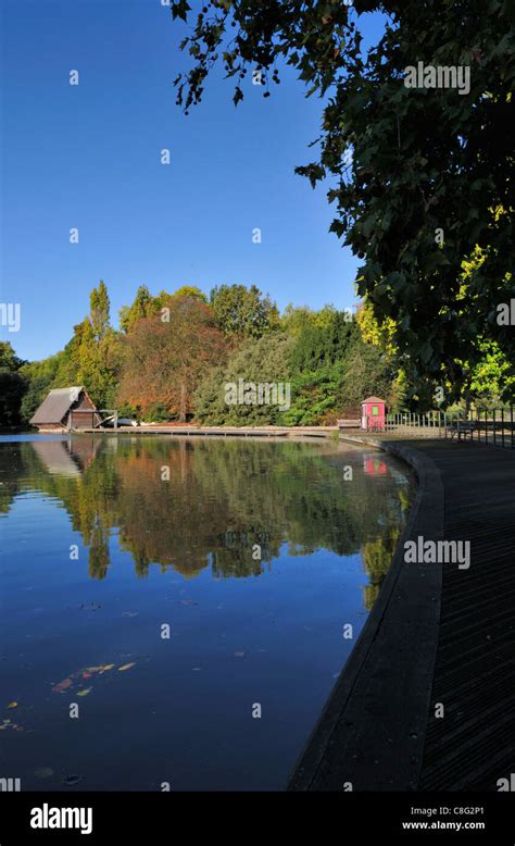 Battersea Park Boating Lake High Resolution Stock Photography and ...