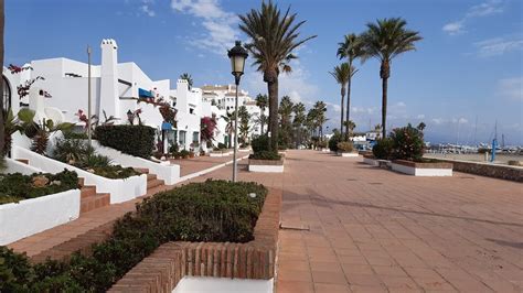 Bed Penthouse In Puerto De La Duquesa Sun Drenched