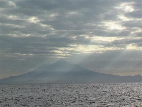 Tiatia volcano (1819 meters)