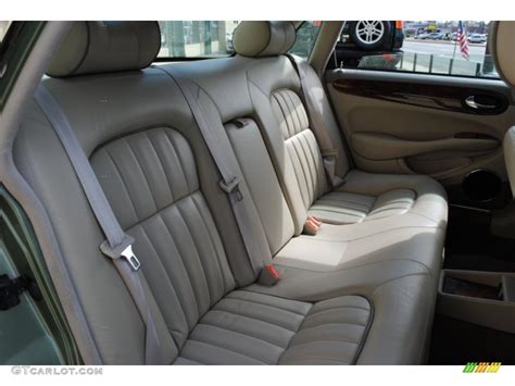 Oatmeal Interior 2000 Jaguar XJ XJ8 Photo #64121767 | GTCarLot.com