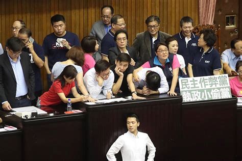 李進勇人事案投票 歷經立院多次衝突 出任中選會主委