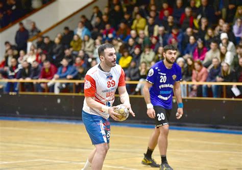 Handbal Gata Cu Vacan A La Csm Vaslui Vremea Noua Liderul Presei