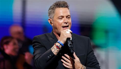 Alejandro Sanz enciende Viña del Mar 2024 con un mensaje de esperanza