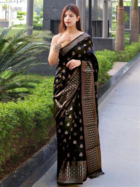 Deep Black Soft Cotton Linen Saree with Gold Zari Border and Rich Pallu