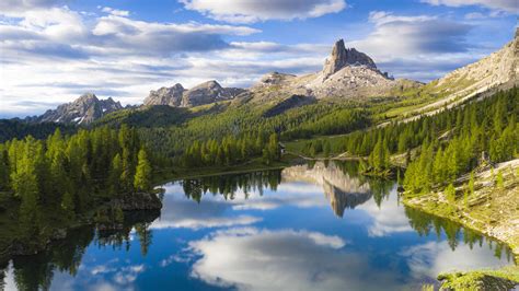 Becco Di Mezzodi Reflected In Lake Federa Ampezzo Dolomites Belluno