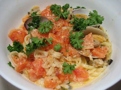 Tomaten Quiche Linguini alle Vongole des pâtes des coquillages