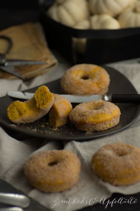 Einfaches Rezept F R Saftige K Rbis Donuts Mit Zimtzucker