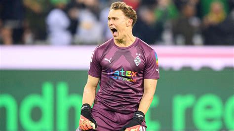 Bundesliga Gladbach Aufsteiger Olschowsky Bedauert Wm Pause Kicker