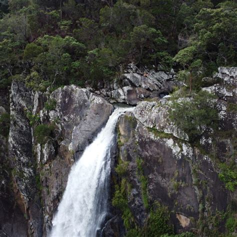 Windin Falls – Hike to Queensland’s Stunning Natural Infinity Pool