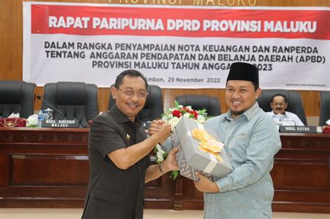 DPRD Setujui Ranperda APBD Provinsi Maluku Tahun Anggaran 2023 Biro