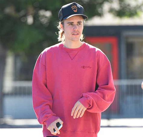 Justin Bieber Tells Fans He's Been 'Struggling A Lot' While Facing His ...