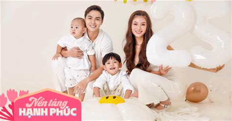 Các hot girl hệ Gen Z làm mẹ Chăm con không quên chăm mình con ngoan khoẻ mẹ nhàn tênh