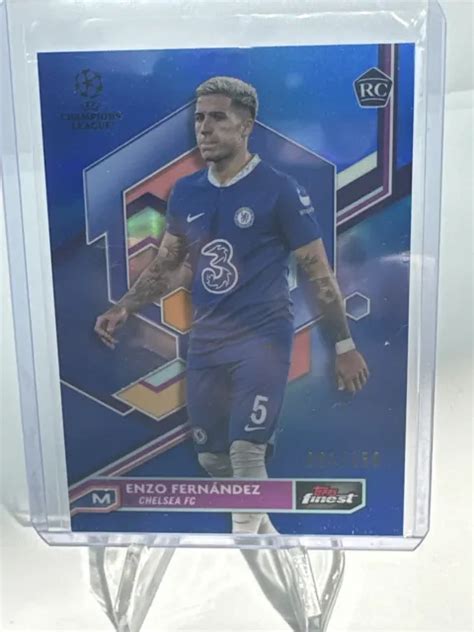 Topps Finest Uefa Enzo Fernandez Rc R Fracteur Bleu Chelsea