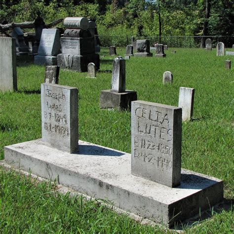 Have never seen tombstones like these | Roadtirement