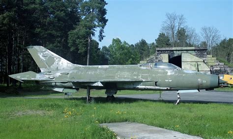 Mikoyan Gurevich Mig 21f 13 708 741611 Finow Museum Flickr