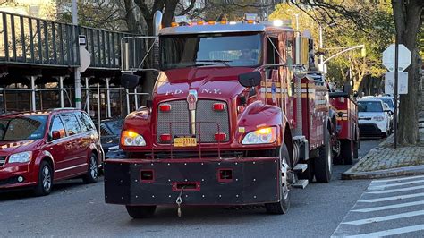 Very Rare Fdny Fleet Services Wrecker Towing A Plant Op Bucket Truck