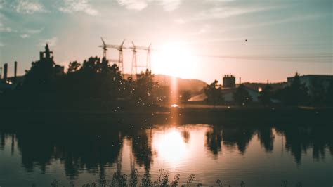 River during Sunset · Free Stock Photo