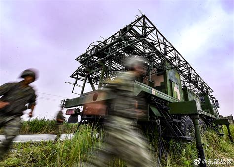 直击东部战区练兵备战现场 一起沉浸式感受官兵的热血与激情